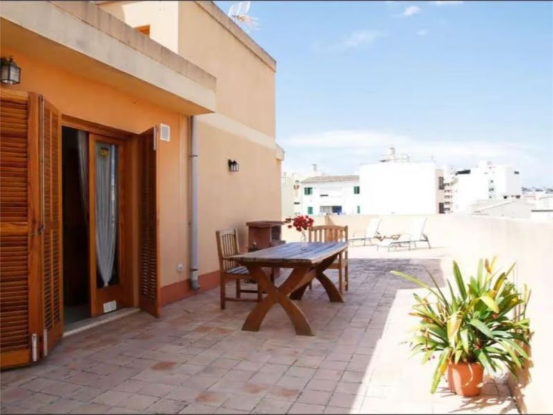 Penthouse zur Miete mit fantastischer Terrasse in Palma