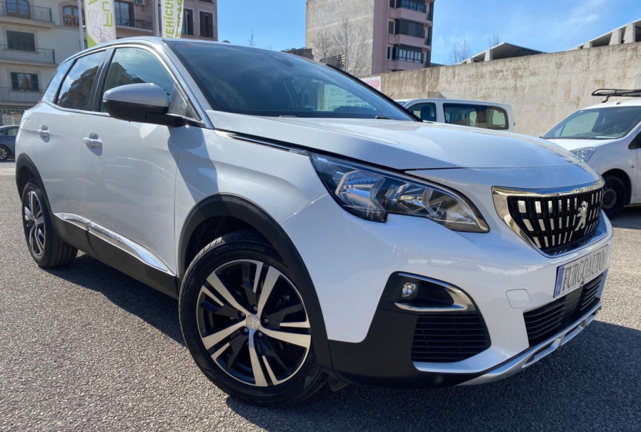 Peugeot 3008 Allure 1.2 130Cv 5p