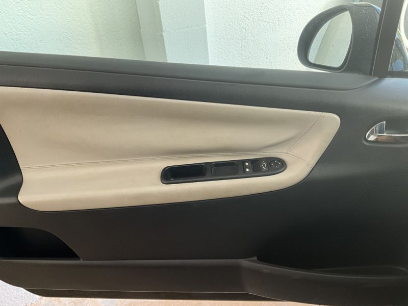 Peugeot Cabriolet 207 CC-spanische Nummer,Klima,wenig Kilometer,Modell2010, technisch BESTZUSTAND