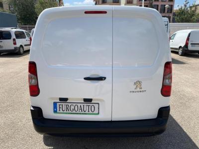 Peugeot Partner Pro 1.5 BHDI 100 Cv FG 4-türig