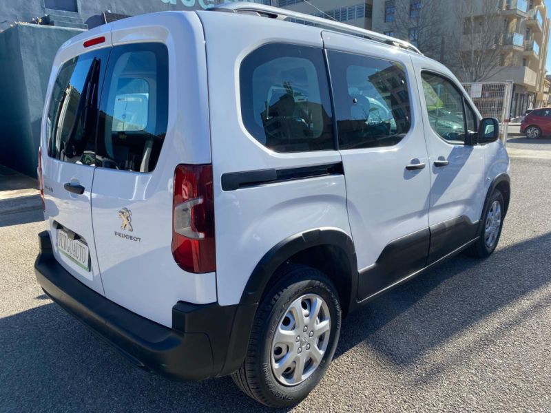 Peugeot Rifter Standard 1.5 BHDi 102 CV 5-türig