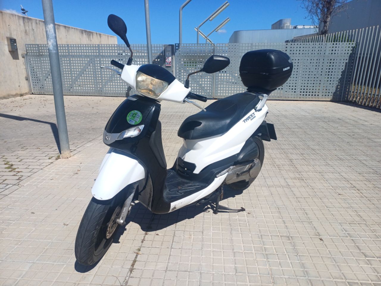 Peugeot Tweet 125 Baujahr 2016 mit 35.000 km