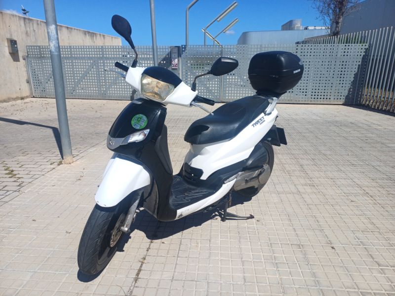 Peugeot Tweet 125 Baujahr 2016 mit 35.000 km