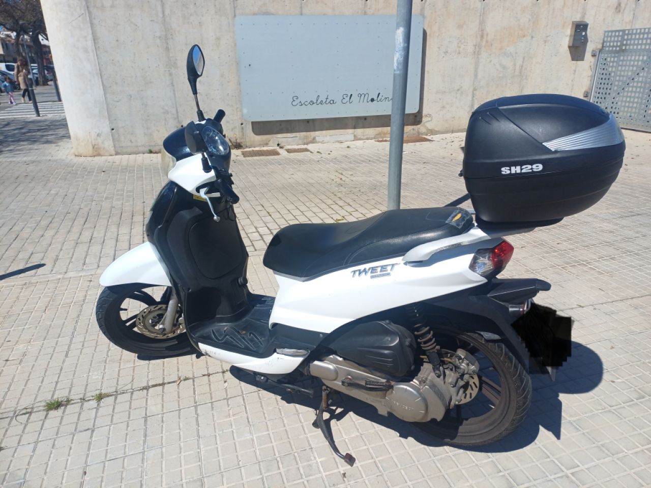 Peugeot Tweet 125 Baujahr 2016 mit 35.000 km