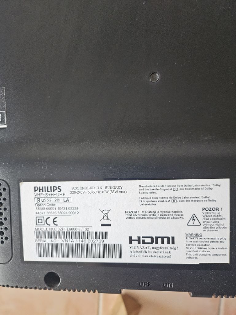 Philips TV 32 Zoll inkl. Wandhalterung