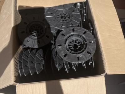 Plots zur Fliesenverlegung auf ‚Stelzen‘