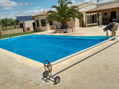 Poolabdeckung in allen grössen und materialien