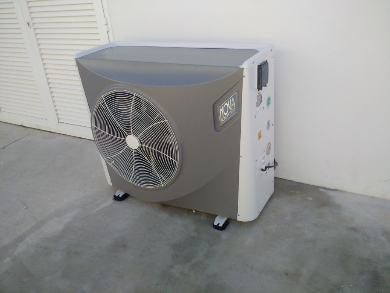 Pool heating heat pump pool heater mallorca