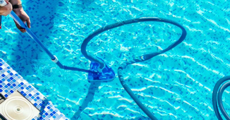 Poolman Gärtner auf der Suche nach Arbeit