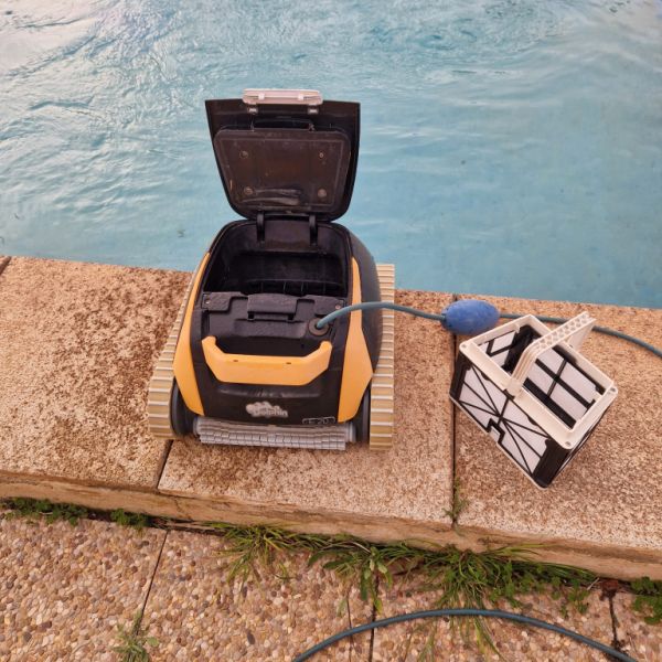 Poolroboter Dolphin E 20