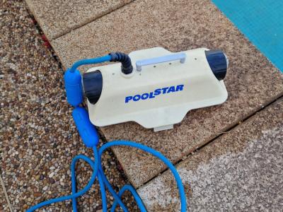 Poolroboter für Pool bis 18m2