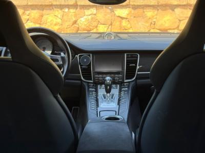 Porsche Panamera 4.8 GTS 10/2016