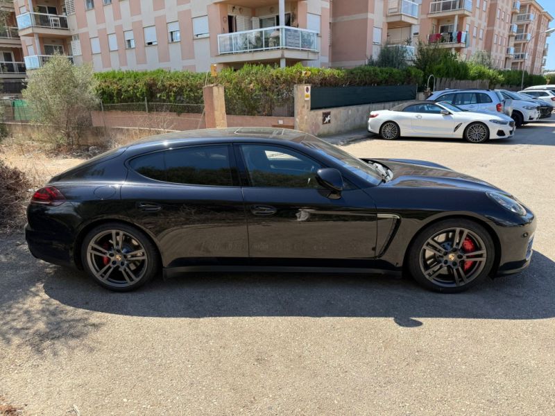 Porsche Panamera 4.8 GTS 10/2016