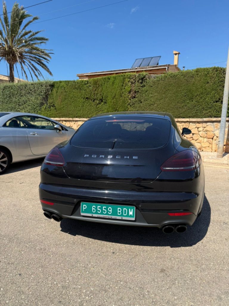 Porsche Panamera 4.8 GTS 10/2016