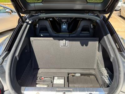 Porsche Panamera 4.8 GTS 10/2016