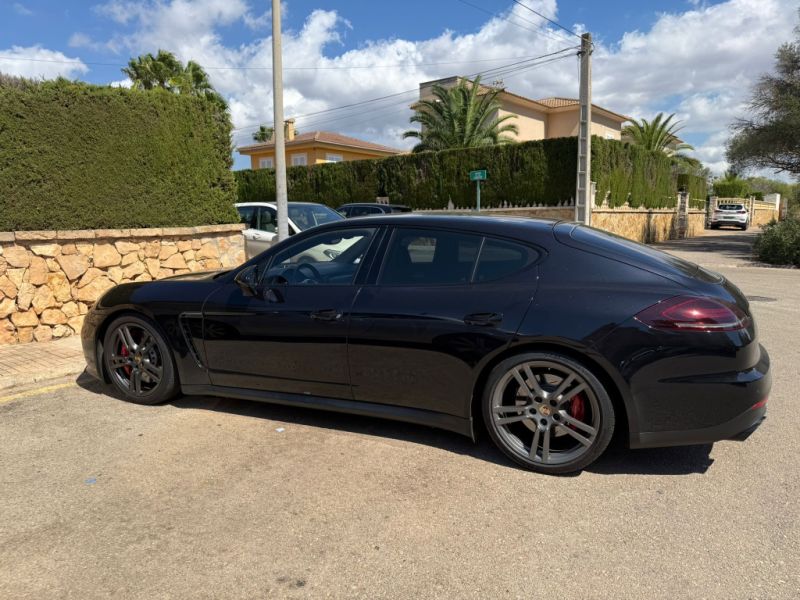 Porsche Panamera 4.8 GTS 10/2016