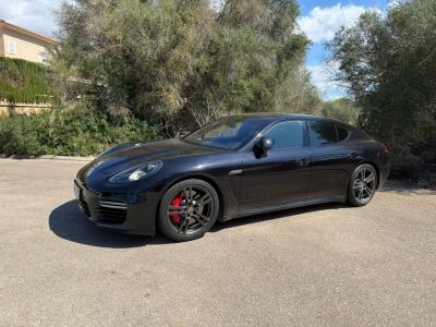 Porsche Panamera 4.8 GTS 10/2016