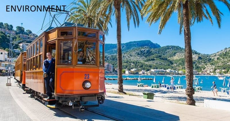 Porto Soller -Mallorca Herrenhaus in erster Linie.