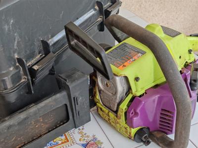 Motosierra Poulan "Wild Thing" USA usada – vendida como defectuosa