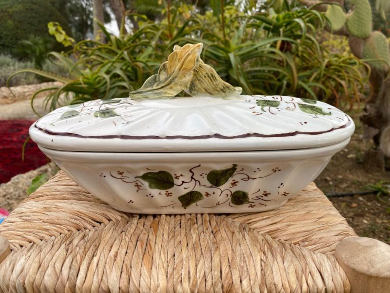 Pozellanschüssel oval mit Deckel