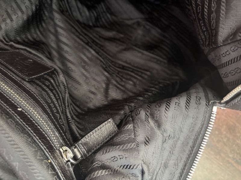 Bolso bandolera de piel PRADA