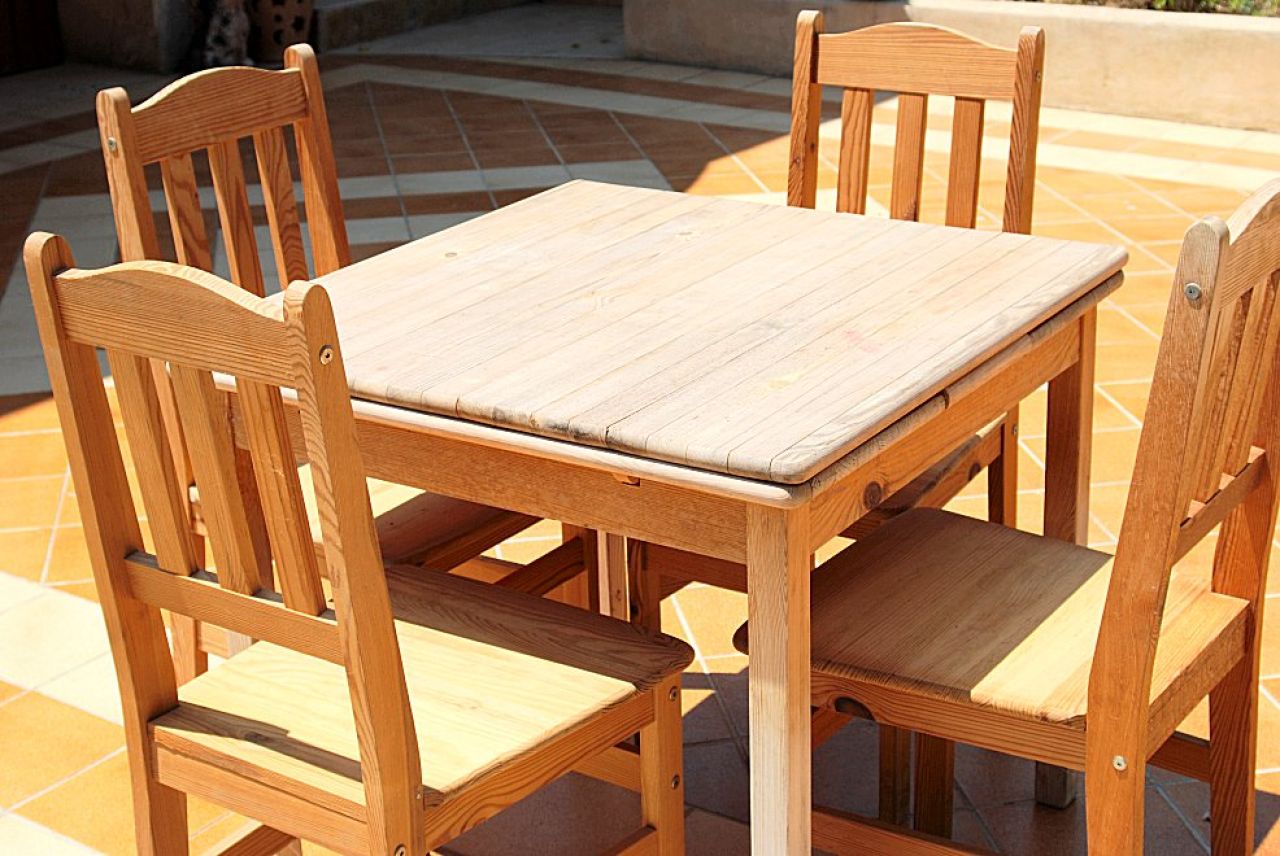 Square Wooden Table with 4 Chairs Set, Solid Real Wood, Pine