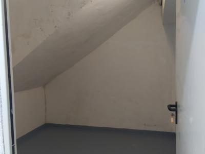 Premises with storage room business