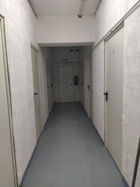 Premises with storage room business