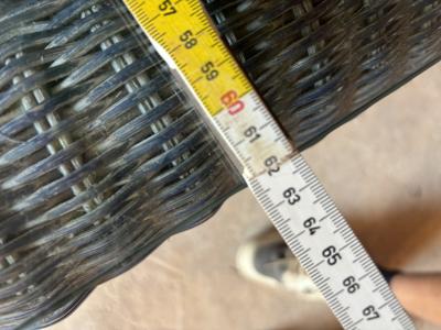 Rattan-Sofagarnitur mit Tischen