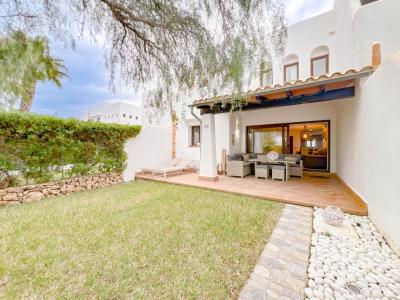 Townhouse for sale in Avenida des Sementer 38, Cala d'Or, Santanyí