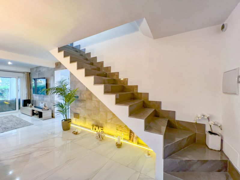 Townhouse for sale in Avenida des Sementer 38, Cala d'Or, Santanyí
