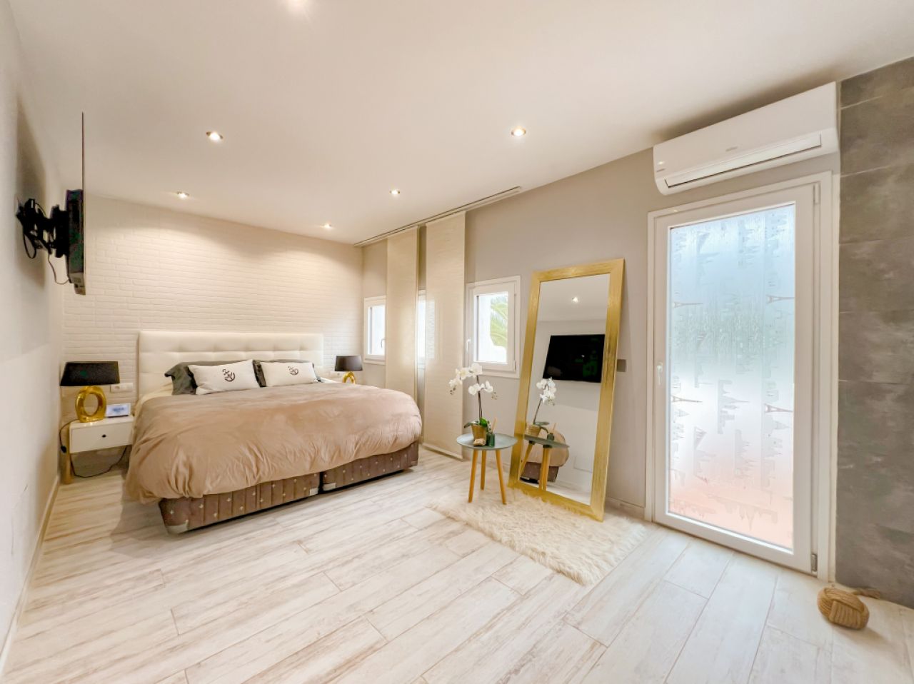 Townhouse for sale in Avenida des Sementer 38, Cala d'Or, Santanyí