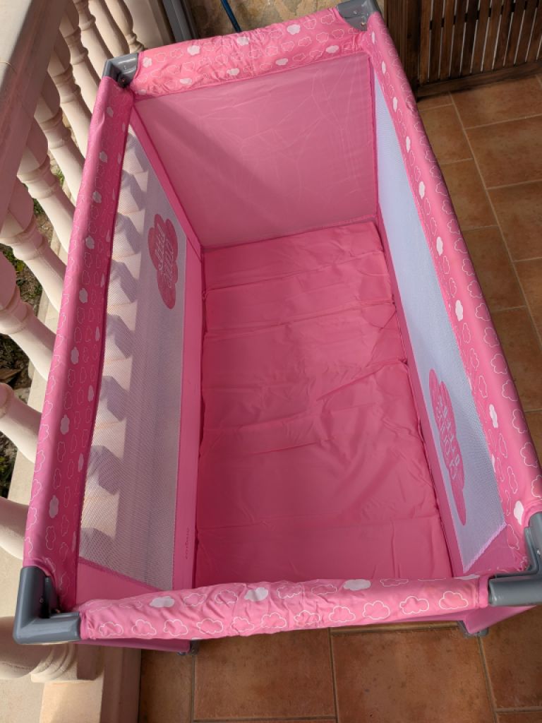 Reisebett Neu unbenutzt.