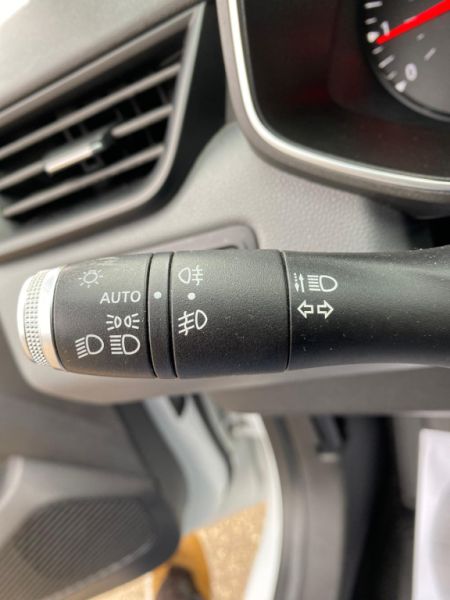 Renault Clio Business 1.0 72Cv SCE 5-türig