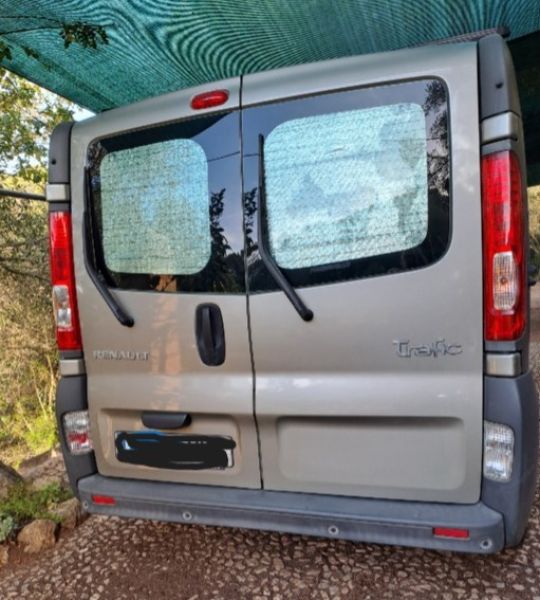 Renault Trafic Passenger DCi 115 mit Campervan-Wohnmobilzulassung Spanien - NUR 85.250KM
