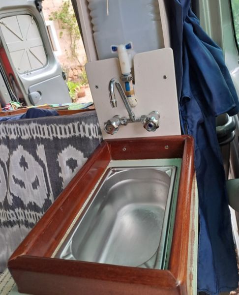 Renault Trafic Passenger DCi 115 mit Campervan-Wohnmobilzulassung Spanien - NUR 85.250KM