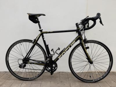 Road bike by Focus for sale
