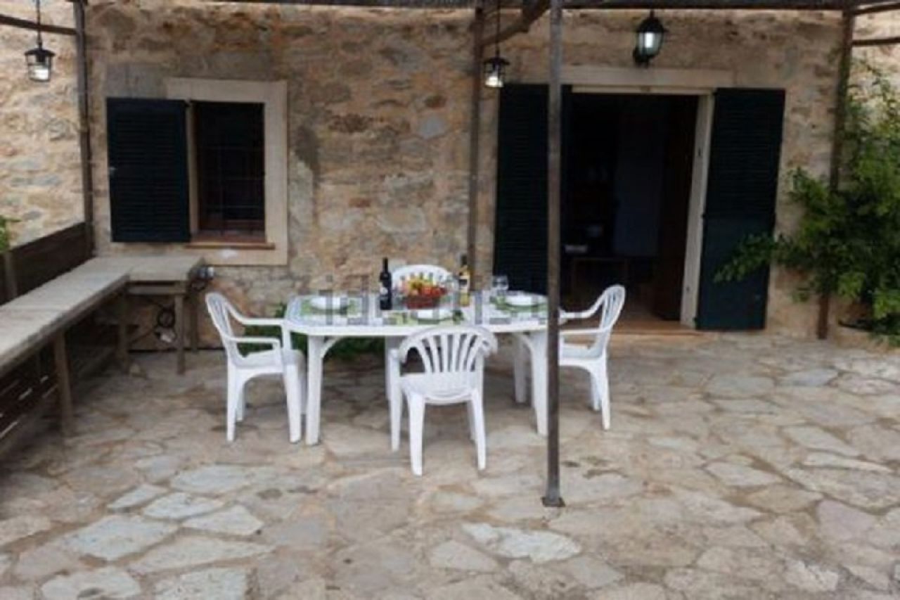 Renovierte Finca bei Son Macia --- Ref.: F 40