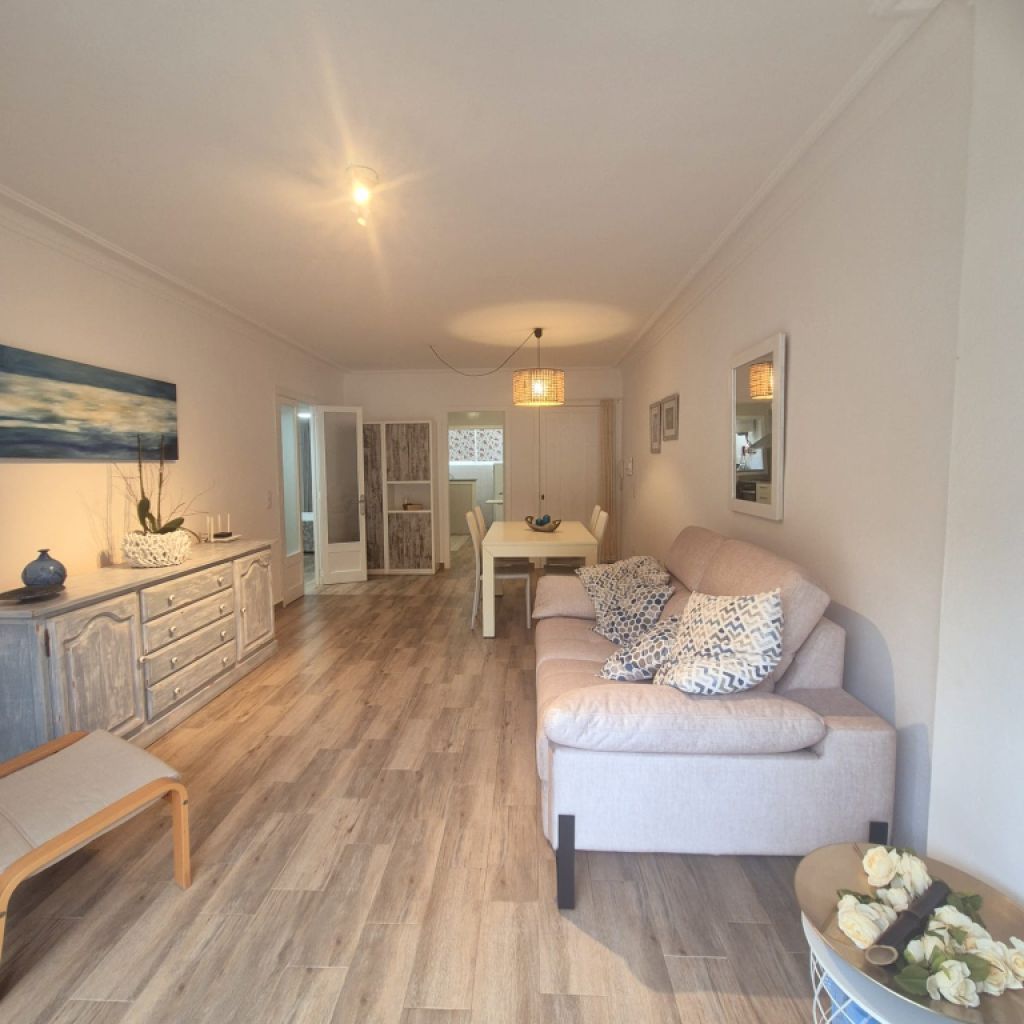 Renovierte Wohnung in Canyamel direkt am Meer – vorübergehende Vermietung