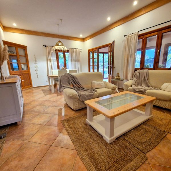 Renovated Country House in Sant Llorenç