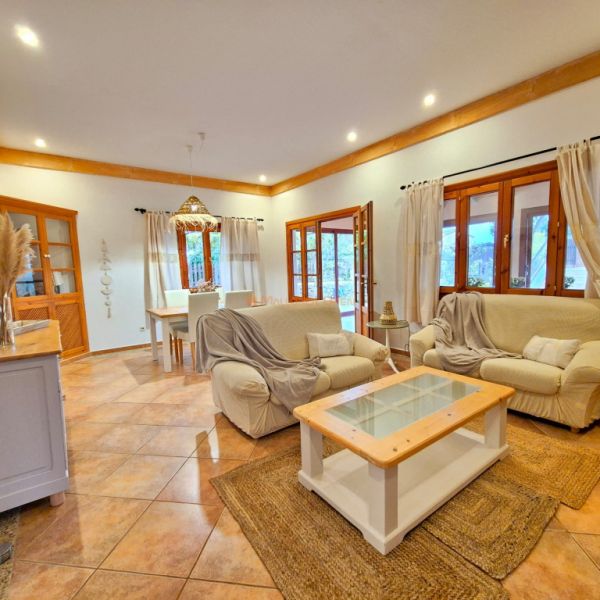 Renovated Country House in Sant Llorenç