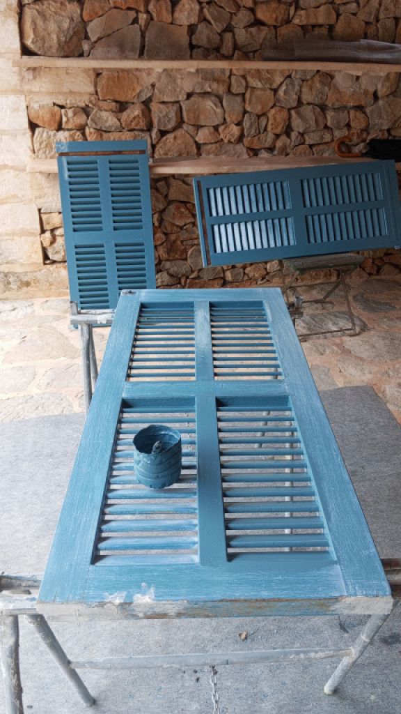 Reparatur und Lackierung. Jalousie. Türen etc.