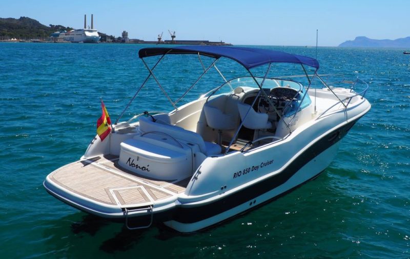 Rio 850 Daycruiser to prepare 2x Volvo D3-160 Diesel