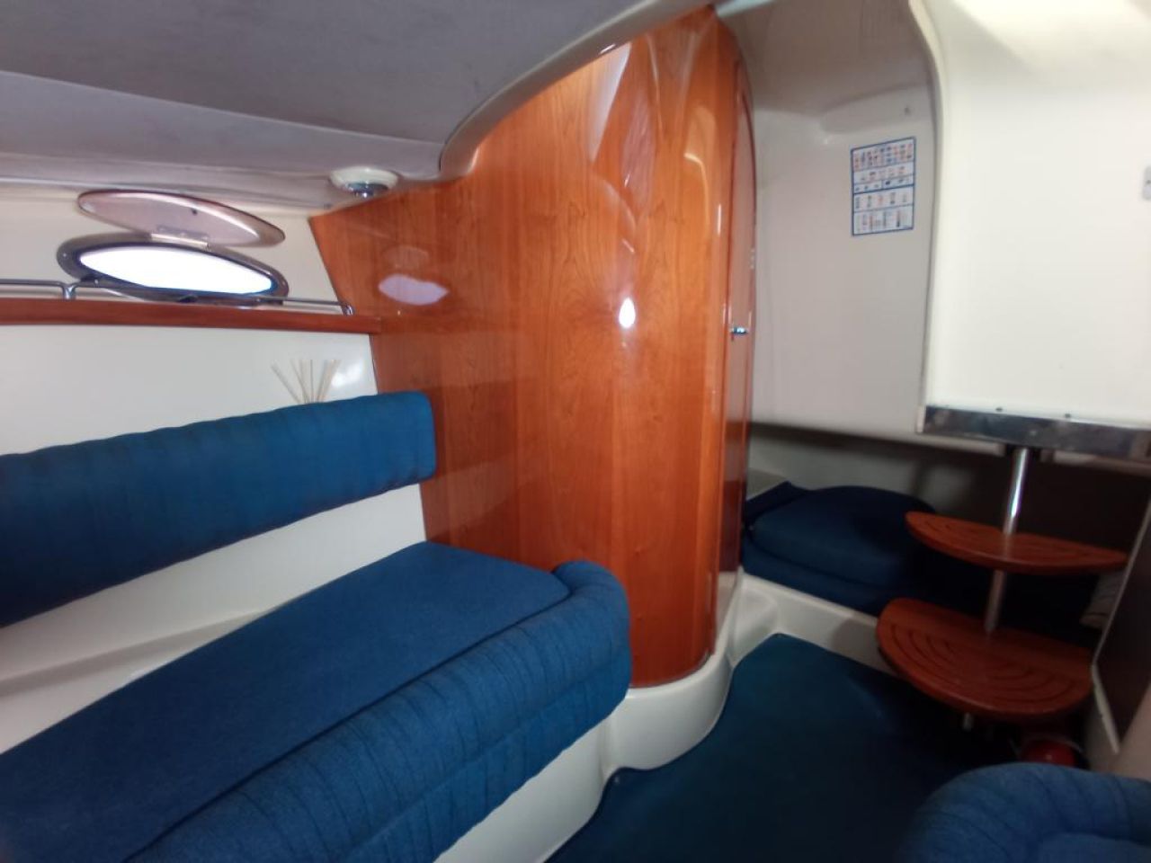 Rio 850 Daycruiser to prepare 2x Volvo D3-160 Diesel