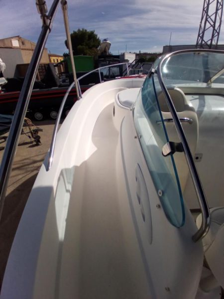 Rio 850 Daycruiser to prepare 2x Volvo D3-160 Diesel