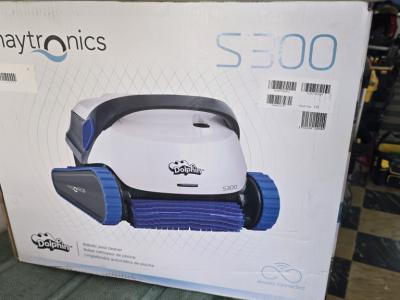 Roboter Delphin s300