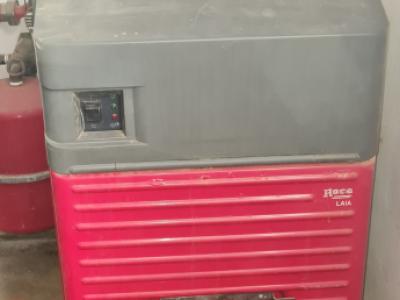 ROCA Ölheizung inkl. 2 Stahltanks und mehr als 1000 Liter Heizöl