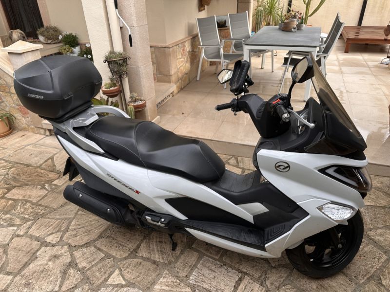 Roller 125 Daelim Steezer