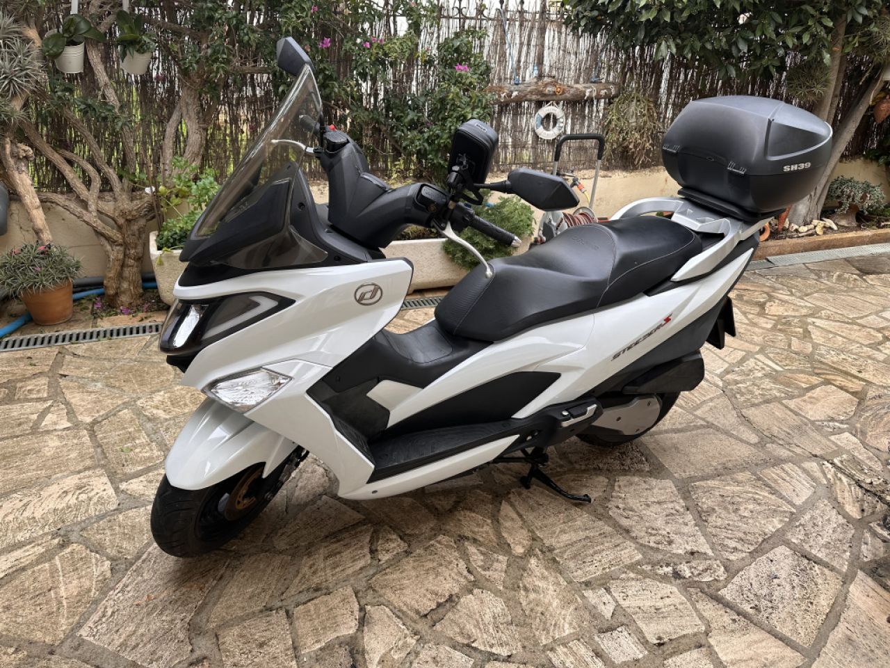 Roller 125 Daelim Steezer