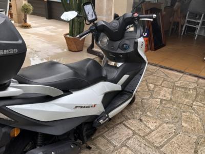 Roller 125 Daelim Steezer